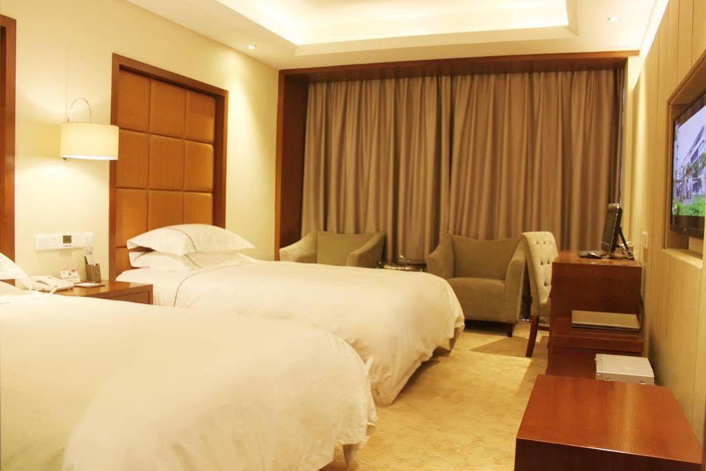 Yiwu Best Hotel Екстер'єр фото